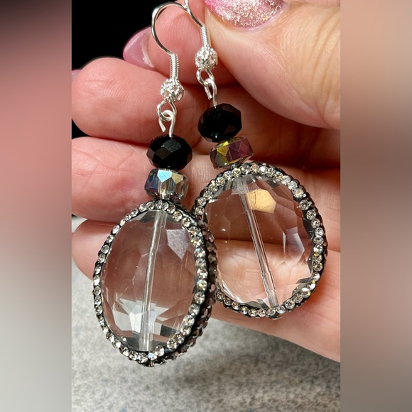 Elegant Crystal Earrings long evening wear - Picture 10 of 15